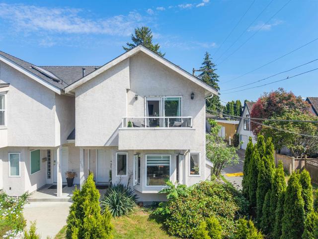 230 St. Patricks Avenue  North Vancouver, BC V7L 3N4