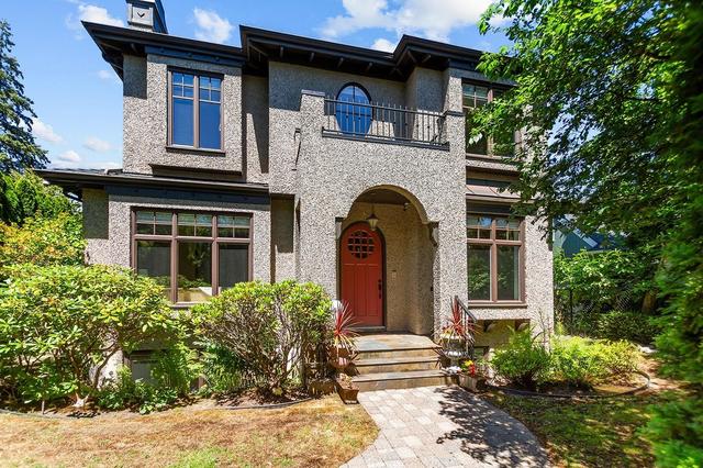 2495 33rd Avenue WVancouver, BC V6M 1C4