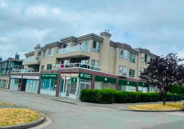 302-2288 Newport Avenue  Vancouver, BC V5P 2J2