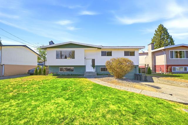 3561 York Street  Port Coquitlam, BC V3B 4A8