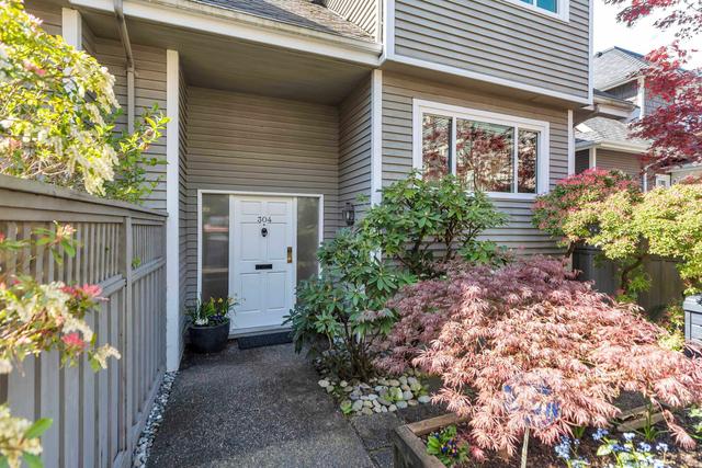 304-223 Keith Road E North Vancouver, BC V7L 1V4