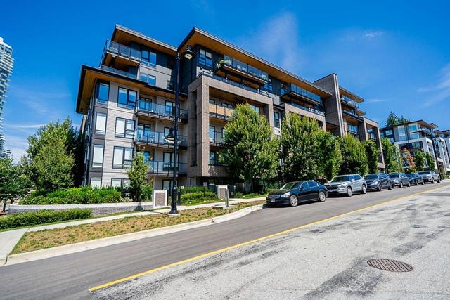 202-615 Cottonwood Avenue  Coquitlam, BC V3J 2S5