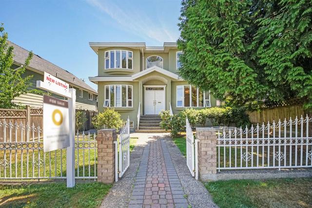 3978 Victoria Drive  Vancouver, BC V5N 4N1
