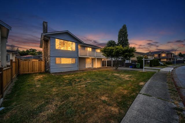 6439 Azure Road  Richmond, BC V7C 2R8