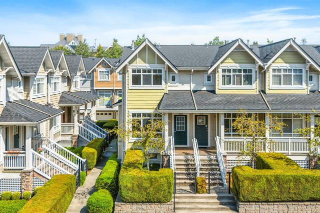 3265 Clermont Mews  Vancouver, BC V5S 4X3