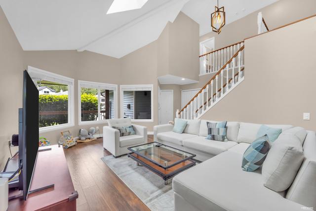 1318 Mclellan Drive  Coquitlam, BC V3E 2K3