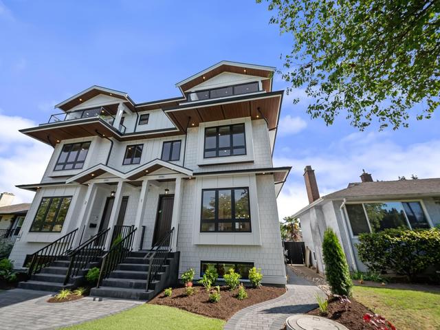 1-3786 Peter Street  Burnaby, BC V5J 1N4