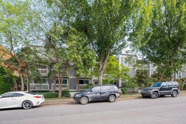 305-1545 2nd Avenue E Vancouver, BC V5N 1C8