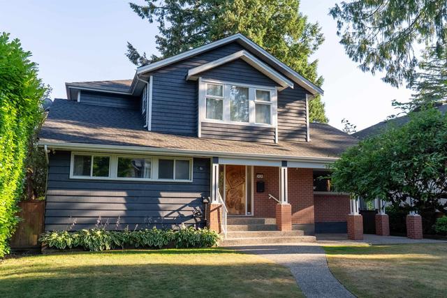 2426 34th Avenue WVancouver, BC V6M 1G7