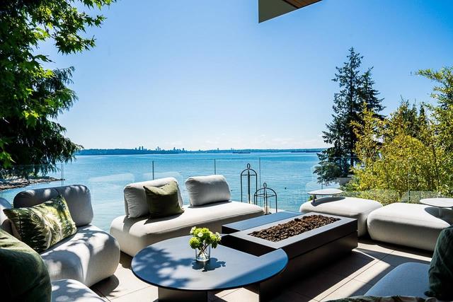 3478 Marine Drive  West Vancouver, BC V7V 1N2
