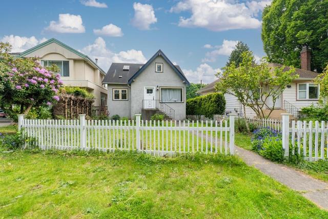 922 Park Drive  Vancouver, BC V6P 2J4
