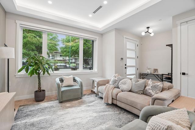 1889 34th Avenue E Vancouver, BC V5P 1A5