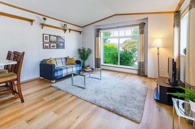222 Tyee Drive  West Vancouver, BC V7P 1V7
