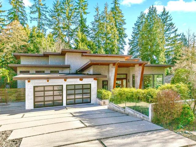 388 Hidhurst Place  West Vancouver, BC V7S 1K1