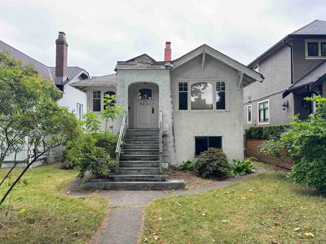 3481 10th Avenue W Vancouver, BC V6R 2E7