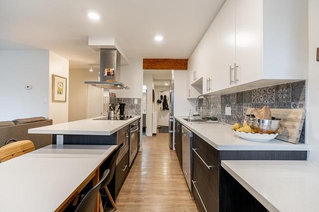 213-36 14th Avenue E Vancouver, BC V5T 4C9