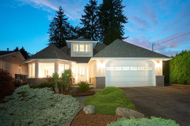 937 Westmount Drive  Port Moody, BC V3H 1K8