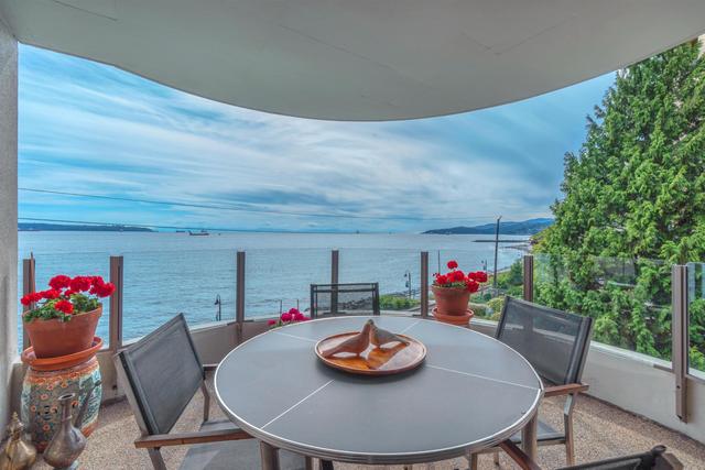 103-2280 Bellevue Avenue  West Vancouver, BC V7V 1C6