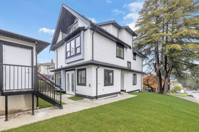 4325 Kamloops Street  Vancouver, BC V5R 1M8