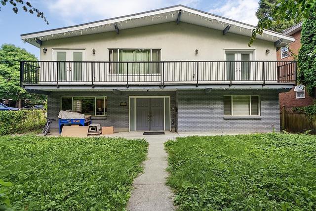 5430 Melbourne Street  Vancouver, BC V5R 4L7