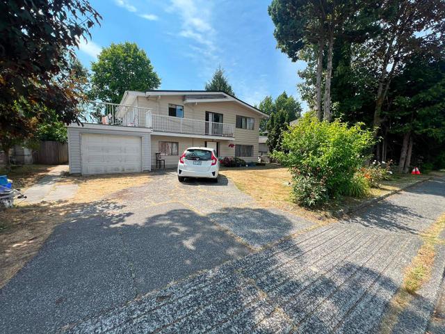 10240 Algonquin Drive  Richmond, BC V7A 3A4