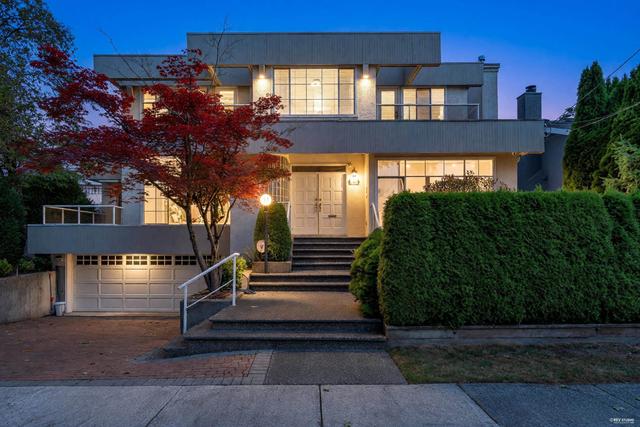 3549 40th Avenue W Vancouver, BC V6N 3B7