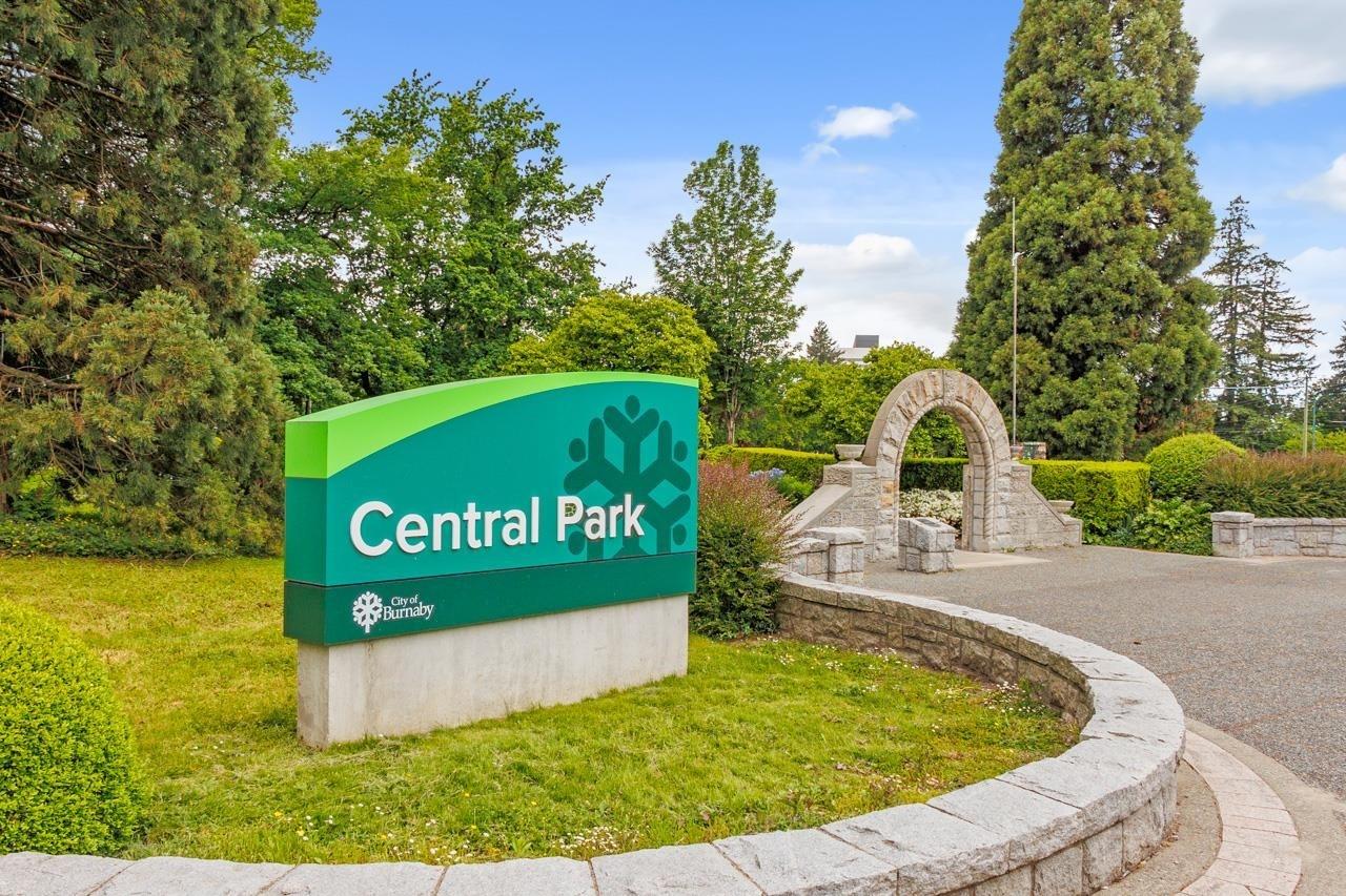 5867 Battison Street, Vancouver, BC 