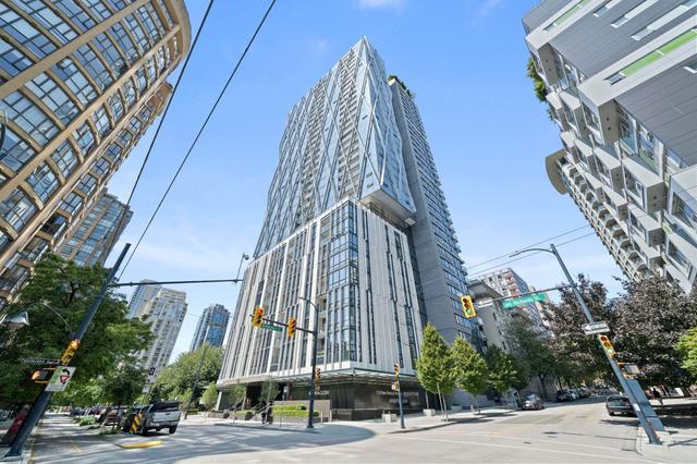 1903-1111 Richards Street  Vancouver, BC V6B 0S3