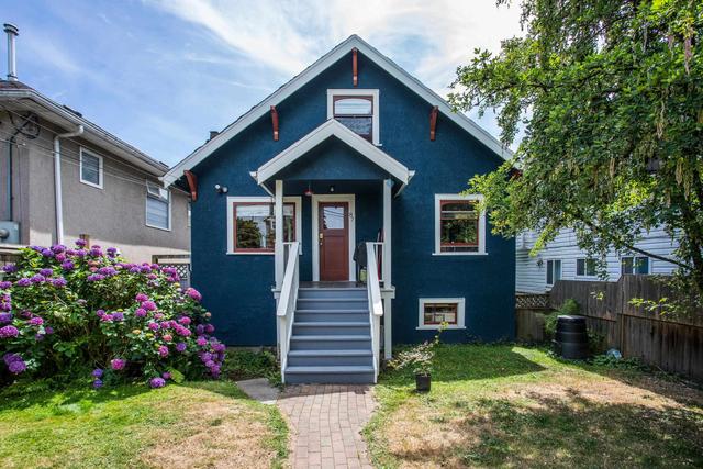 87 41st Avenue W Vancouver, BC V5Y 2R8
