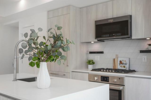 204-3264 Vanness Avenue  Vancouver, BC V5R 4V3
