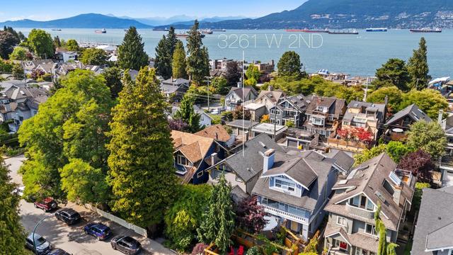 3261 2nd Avenue W Vancouver, BC V6K 1K9