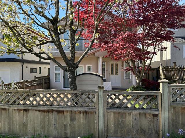 8377 Hudson Street  Vancouver, BC V6P 4M3