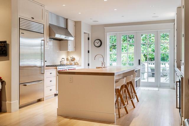 1970 Mcnicoll Avenue  Vancouver, BC V6J 1A6
