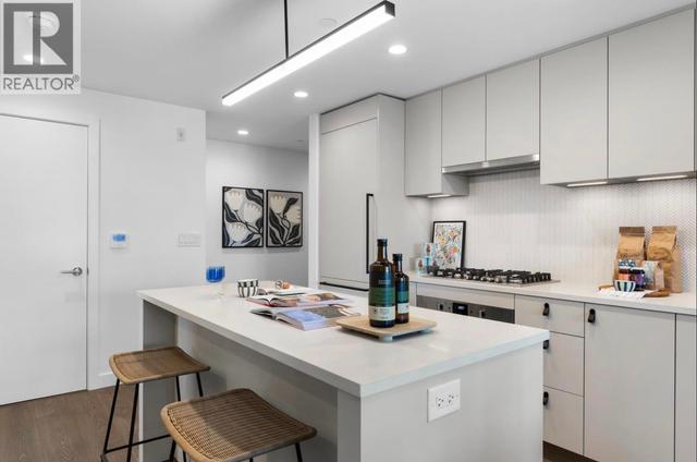 405-1680 12th Avenue E Vancouver, BC V5N 2A3