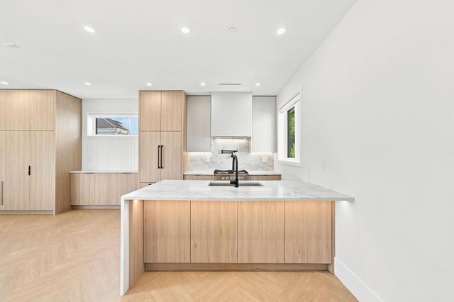 3-646 E 23rd Avenue  Vancouver, BC V5V 1X8