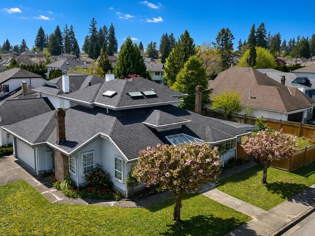 1888 Walnut Crescent  Coquitlam, BC V3J 7T2