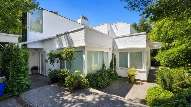 4468 Stone Crescent  West Vancouver, BC V7W 1B7