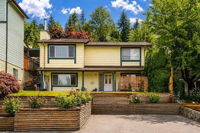 772 Appleyard Court  Port Moody, BC V3H 3X1