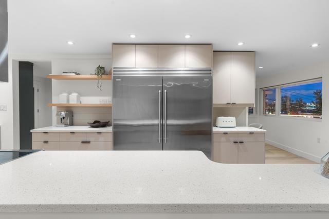 1140 17 Street W North Vancouver, BC V7P 1W2