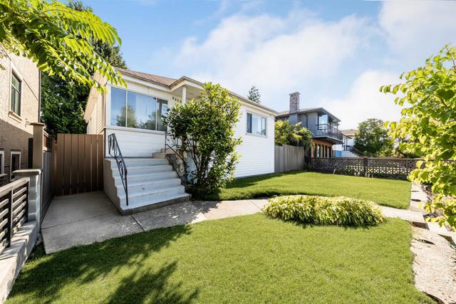 3378 26th Avenue E Vancouver, BC V5R 1L9