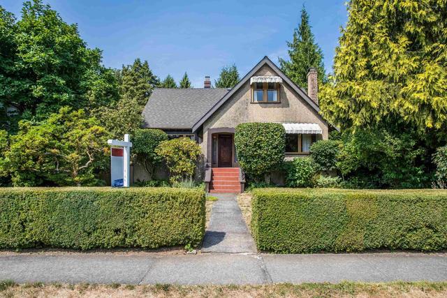 6857 Laburnum Street  Vancouver, BC V6P 5M8