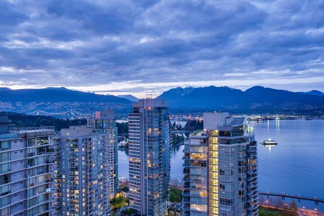 3201-1188 Pender Street W Vancouver, BC V6E 0A2