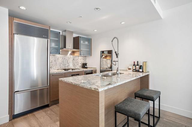 1804-1111 Alberni Street  Vancouver, BC V6E 4V2