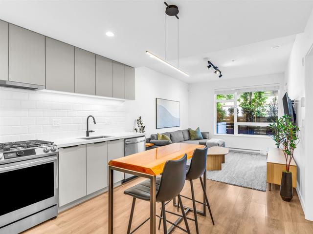 104-3018 St. George Street  Port Moody, BC V3H 0L4
