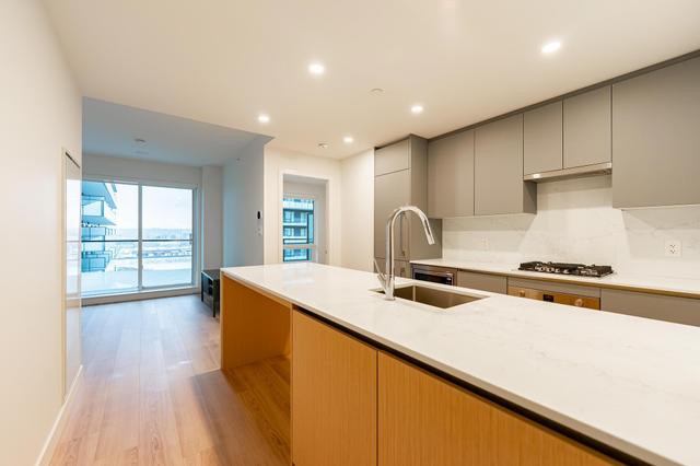 902-7977 Lansdowne Road  Richmond, BC V6X 0X7