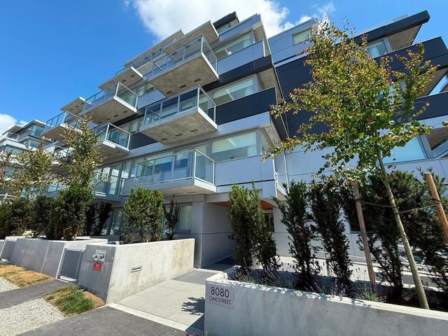 106-8080 Oak Street  Vancouver, BC V6P 0N1