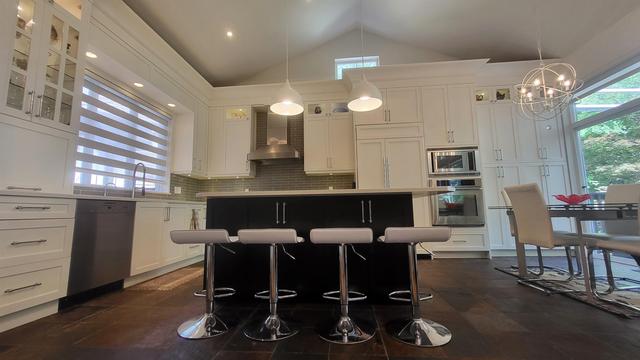 62 Ashwood Drive  Port Moody, BC V3H 5H2