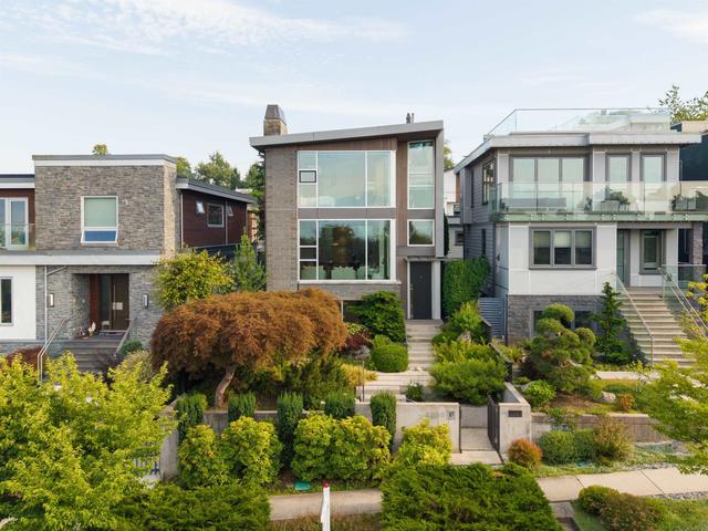 3250 20th Avenue W Vancouver, BC V6L 1H9