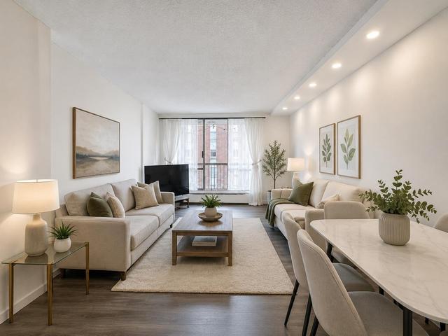 905-2016 Fullerton Avenue  North Vancouver, BC V7P 3E6