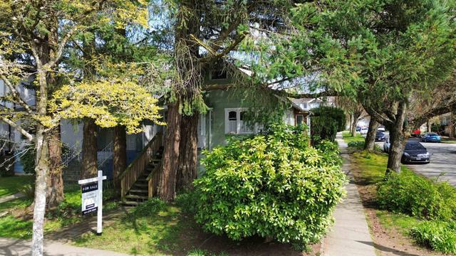 4496 Ontario Street  Vancouver, BC V5V 3H1